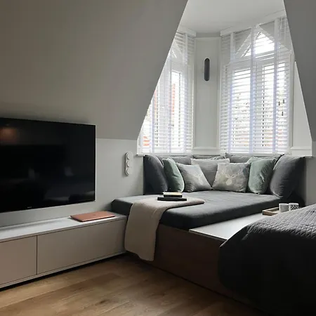 Ela - Elegant Apartment-3